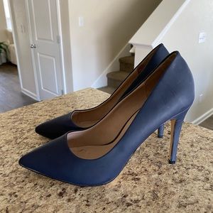 Lill Blue pointed toe leather pump heels Mix No 6 size 9.5